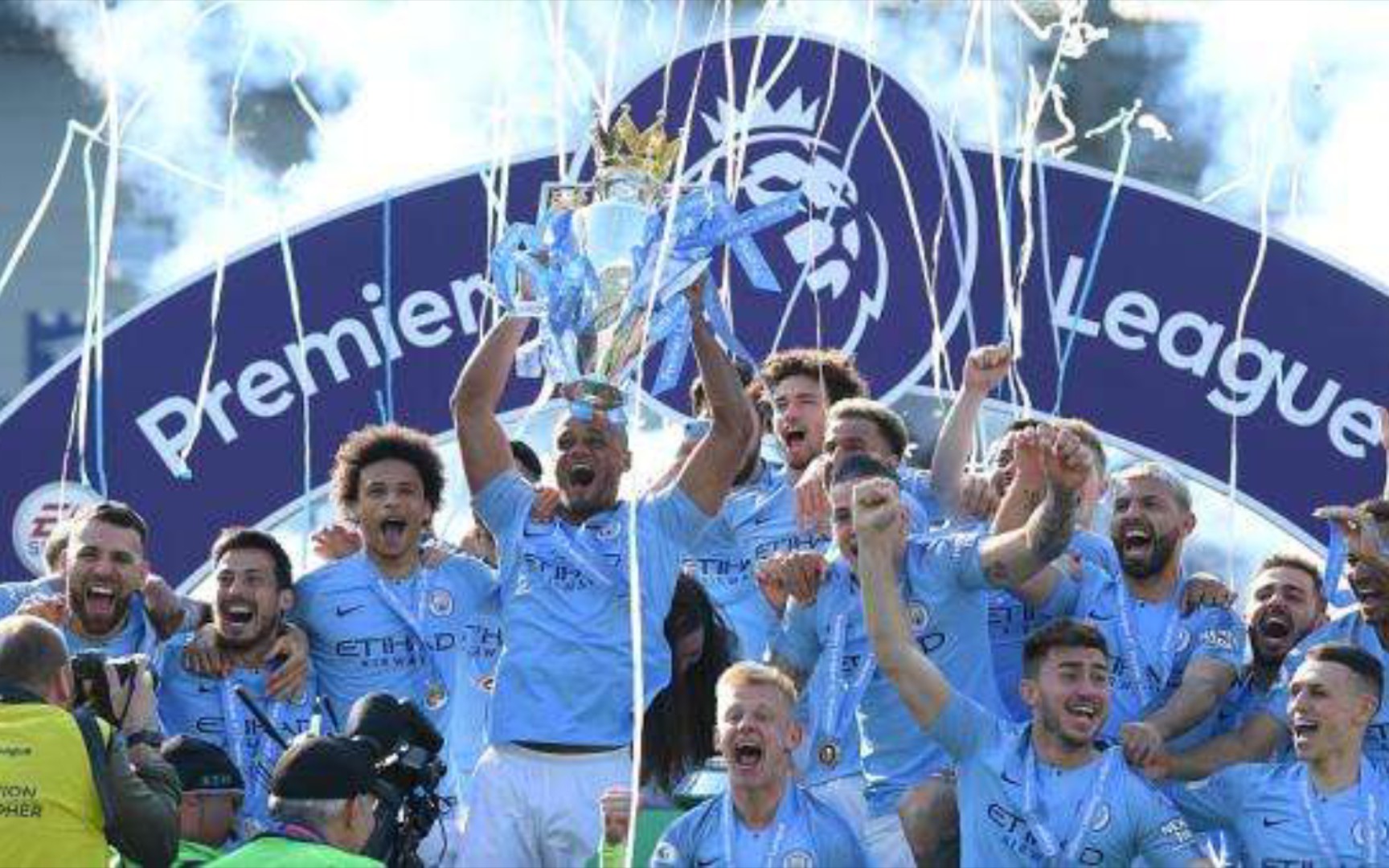 他们不仅连 他们不仅连