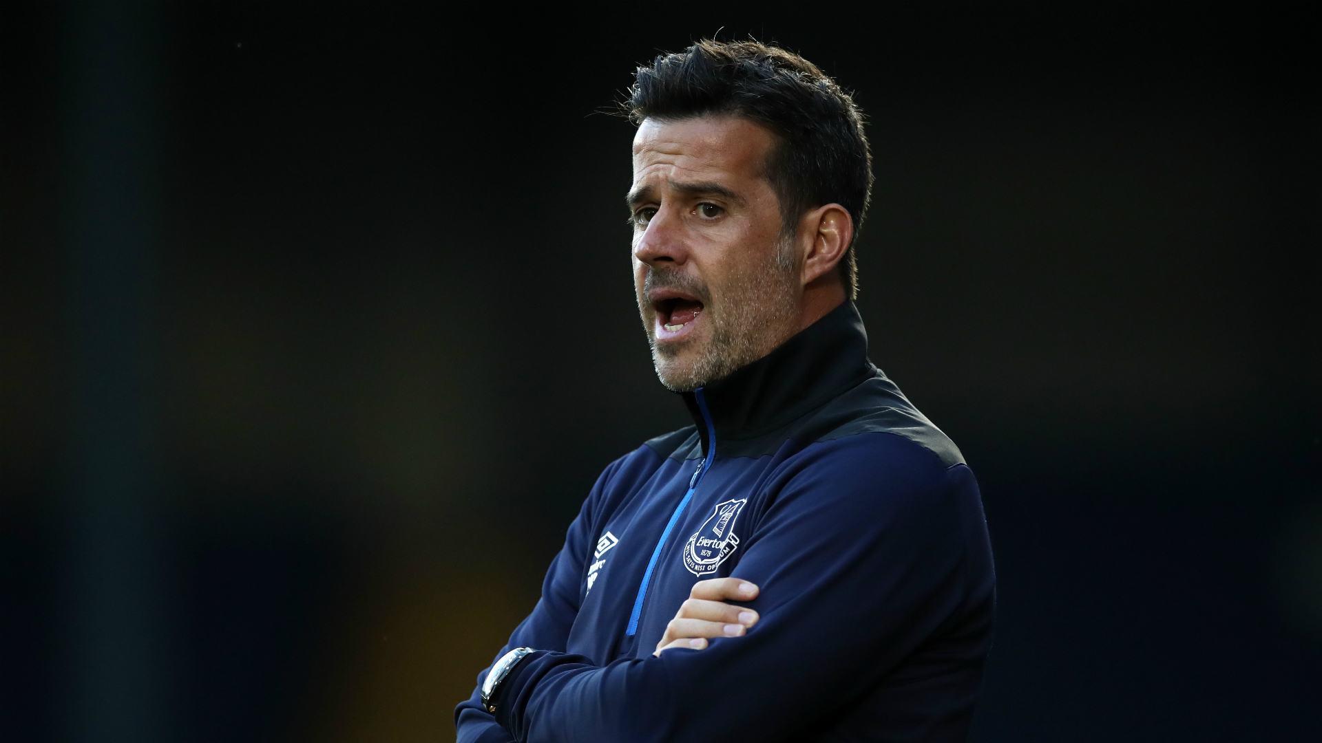 郭艾伦一直 郭艾伦一直